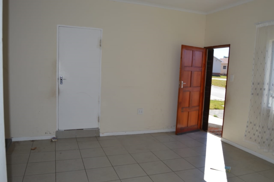 2 Bedroom Property for Sale in Cove Rock Eastern Cape